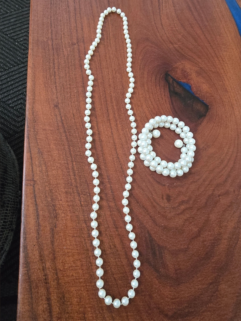 Classic White Pearl Necklace and Bracelet Set - Elegant Women's Jewelry
